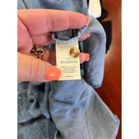 Thread & Supply Lyocel Super Soft Chambray Cap Sleeve Dress sz XS EUC - Picture 9 of 9